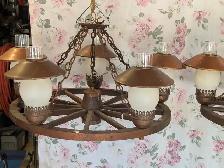Antique wagon wheel chandelier - Photo 2