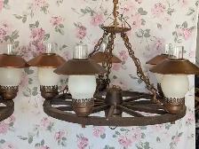 Antique wagon wheel chandelier - Photo 3