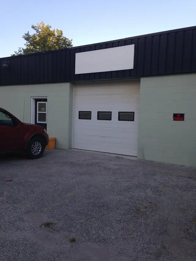 Commercial Unit Located Just a Few KLM’S from Downtown Barrie
