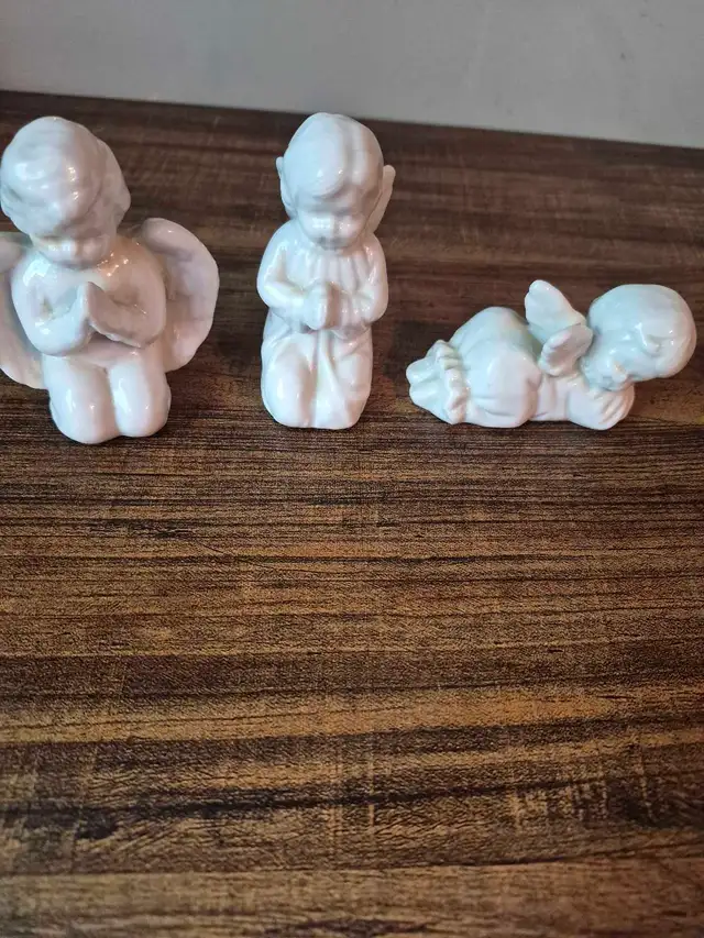 angel figurines
