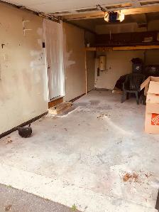 AFFORDABLE Junk Pickup & Garbage Removal Service 905 818 2335 - Photo 6