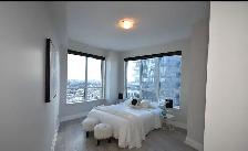 Large Furnished Room in a Modern Condo, Yonge St and Steels Ave - Photo 2