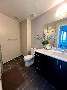 Large Furnished Room in a Modern Condo, Yonge St and Steels Ave - Photo 7