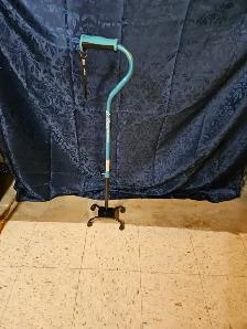 3 wheeled walker and adjustable cane - Photo 3
