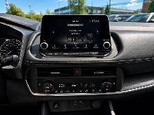 2024 Nissan Rogue SV Moonroof - Photo 17