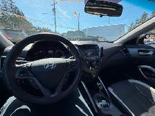 2015 Hyundai Veloster - Photo 7