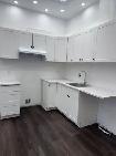Top Floor - 3 Bedrooms 2 Bathrooms - Apartment