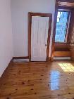 Top Floor - 3 Bedrooms 2 Bathrooms - Apartment - Photo 9