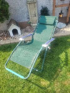 lounge chair - Photo 2