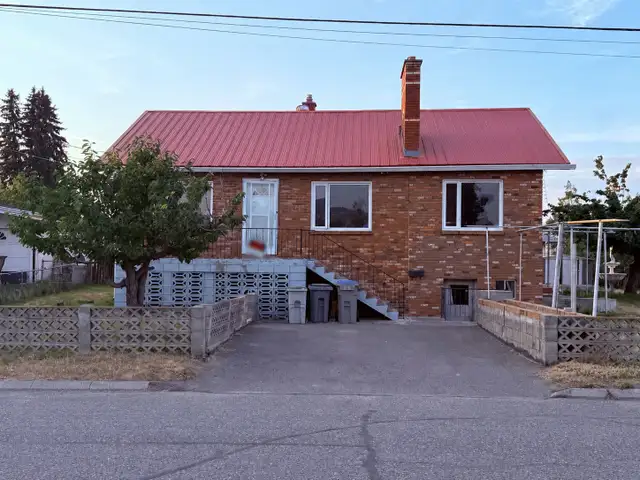 Spacious 4-Bedroom Home for Rent – North Shore, Kamloops