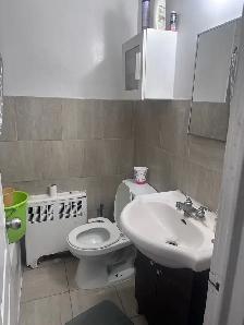 2 Bedrooms 1 Bathroom - Apartment - Photo 4