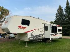 2010 Tango Fifth Wheel