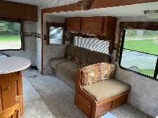 2010 Tango Fifth Wheel - Photo 6