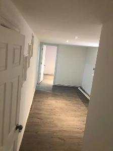 2 bedroom 1 bathroom apartment near UWO