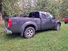 2011Nissan Frontier 4X2 Well Maintained 116K - Photo 4