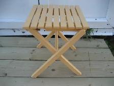 Small patio side table - Photo 2