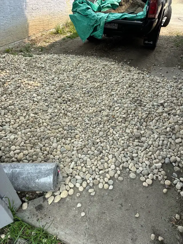 laborer needed for 2-4 hours