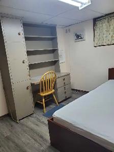 Room for Rent near U of A - Photo 2