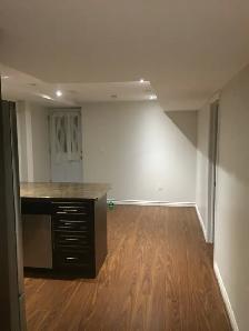 Basement apartment near Whitehorn Public School Mississauga - Photo 8