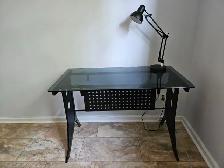 Glass top desk - Photo 3