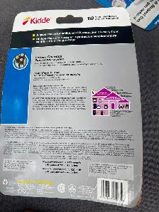 kiddie carbon monoxide alarm / smoke alarm - Photo 4