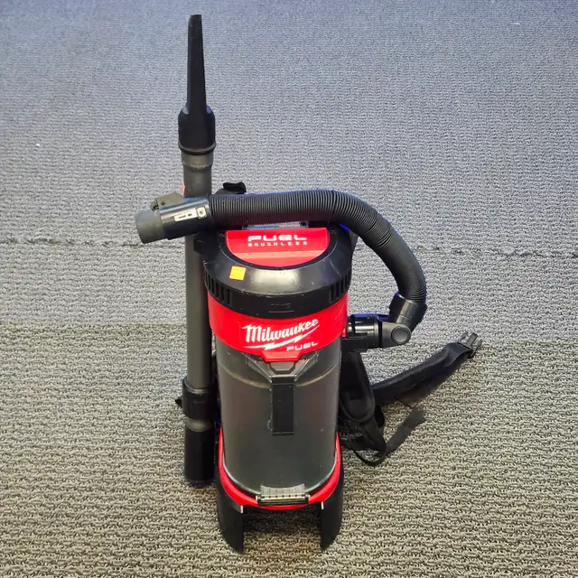 Milwaukee Brushless 1 Gal. Cordless Backpack Vacuum (#43965)