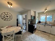 3Bed 2.5Bath Plus Den House For Rent In Betsworth/Westdale - Photo 7