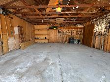 3Bed 2.5Bath Plus Den House For Rent In Betsworth/Westdale - Photo 27
