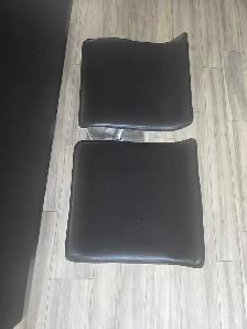 3 Bar stools for sale - Photo 3