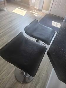 3 Bar stools for sale - Photo 4