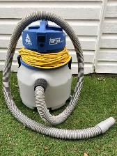 DUSTBANE Targa 990 Wet/Dry Vacuum