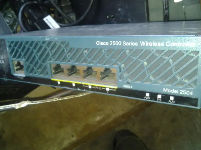 CISCO AIR-CT2504-5-K9 Wireless Controller 5000  cisco routers pc