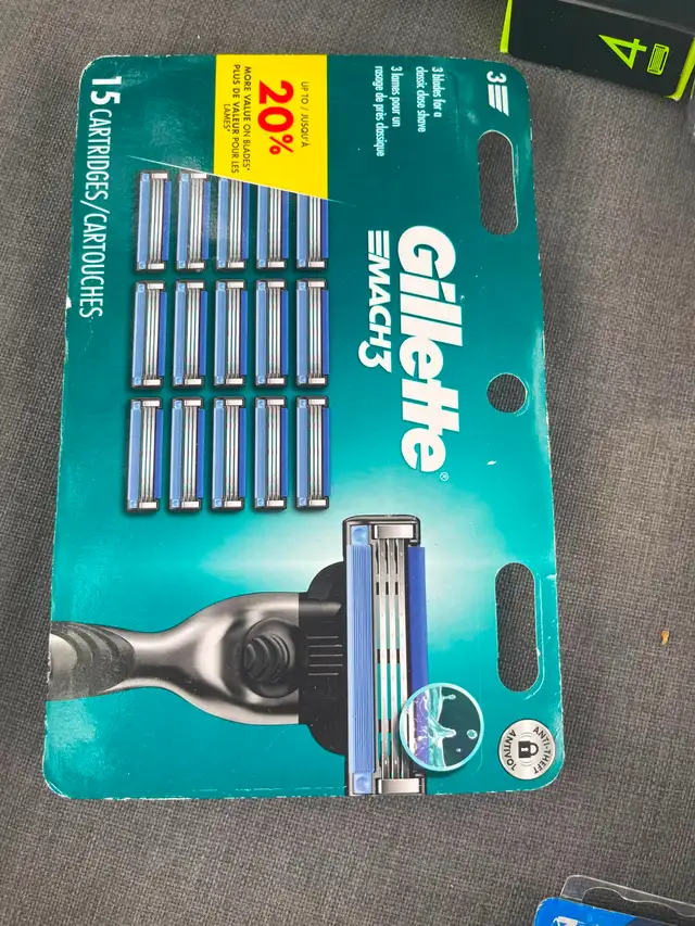 Gillette Mach3 Men's Razor Handle & Blade Refills Pack – Brand N