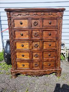 For sale men and women dresser