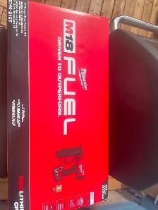 Brand new Milwaukee 18 gauge cordless trim nailer kit