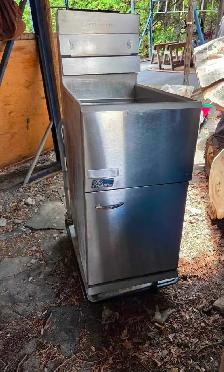Industrial natural gas deep frier- Pitco Frilator