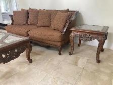 Chair and sofa with coffee table and side table - Photo 3