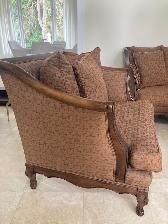 Chair and sofa with coffee table and side table - Photo 5