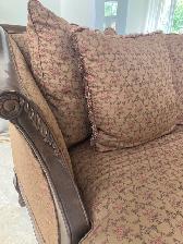 Chair and sofa with coffee table and side table - Photo 8