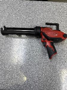 Milwaukee 2441 12V Caulking Gun