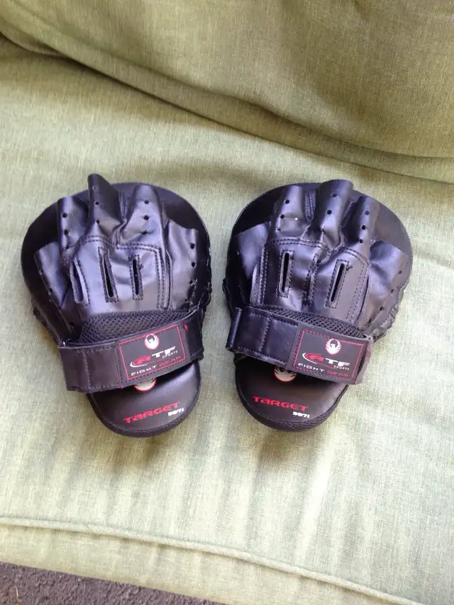 Coussinets de boxe (35,00$)
