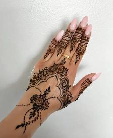 Henna Artist - Photo 4