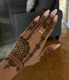Henna Artist - Photo 5