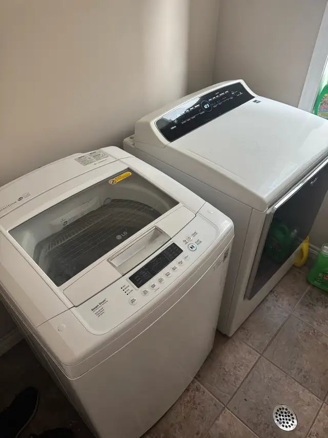 LG Washer and Dryer Set