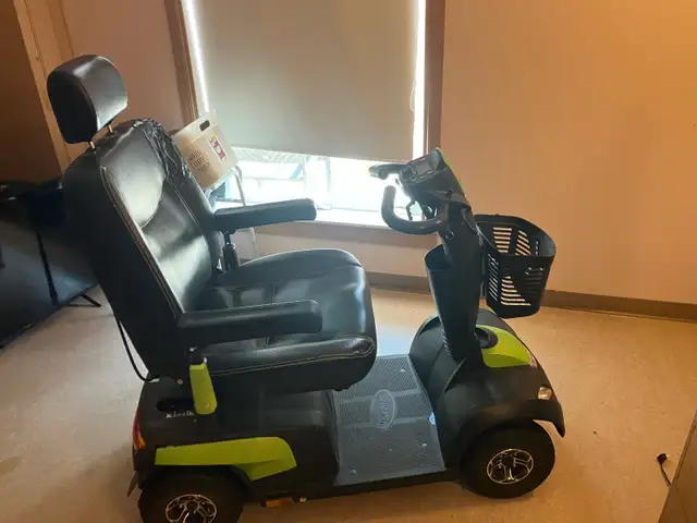 INVACARE Mobility Scooter. Comet Ultra