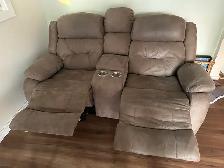 Reclining Loveseat - Photo 2