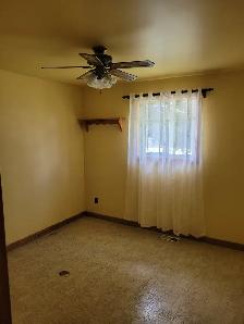 3 Bedroom Brick Bungalow - Photo 15