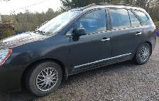 2008 Kia Rondo EX - Low KM - As Is $3,800.00 OBO - Photo 4
