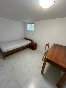 One room for rent