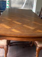 Dining set, high end wood dining table with 8 chairs - Photo 2